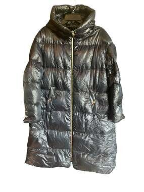 Herno Women's Black Glossy Ultralight Hooded Down Puffer Coat